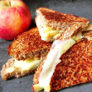 Grilled Cheese and Apple Slices